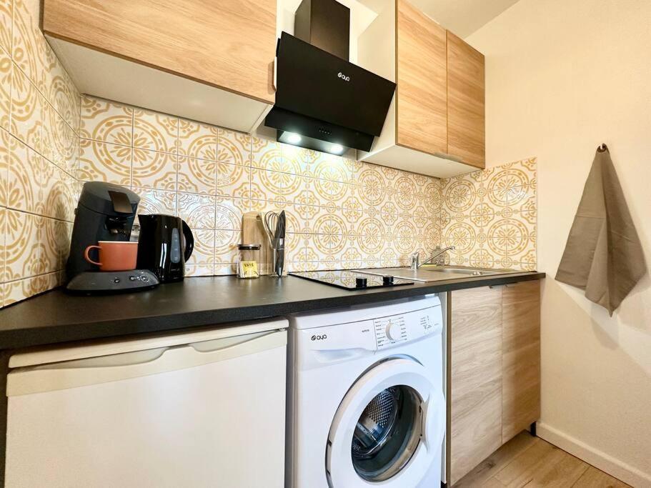 Le Clemenceau - Parking Prive - Fibre & Clim Apartment Mont-de-Marsan Ngoại thất bức ảnh